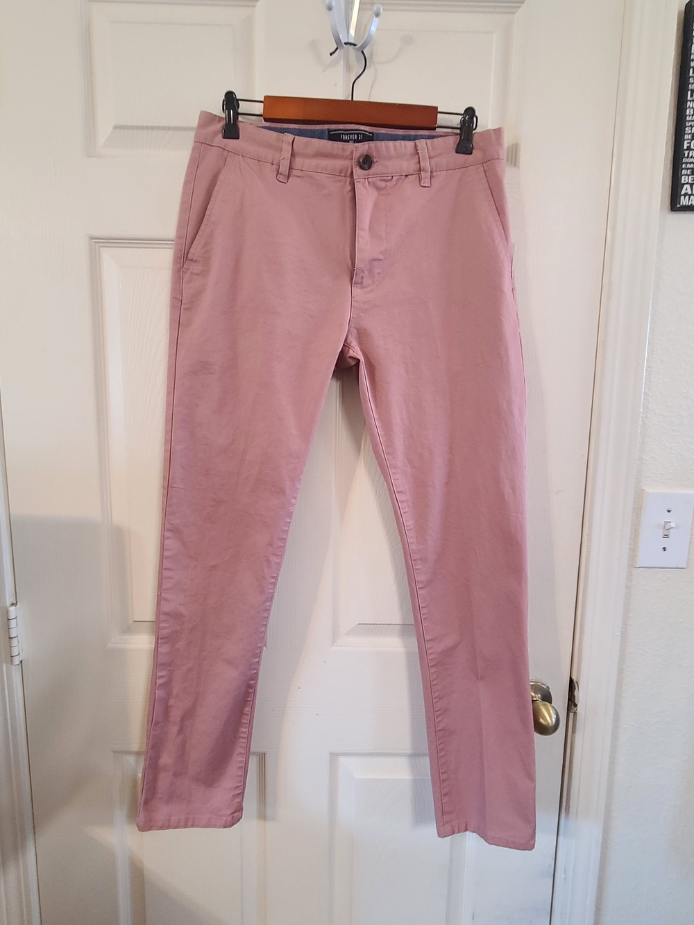 Forever 21 Men's Dusty Rose Chino Pants Size 34